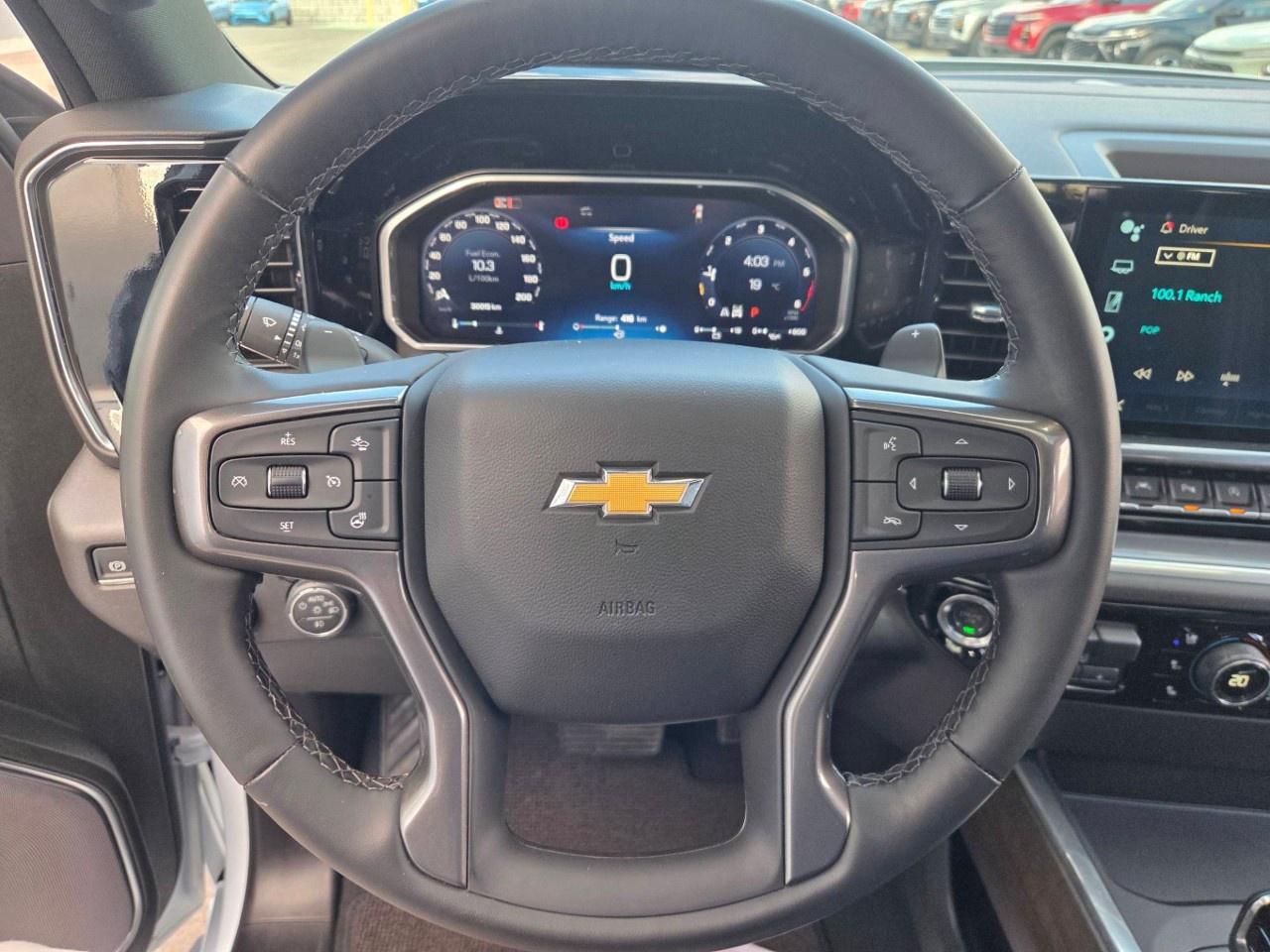 2026 Chevrolet Silverado 1500 Crew Cab Short Box 4-Wheel Drive High Country Photo