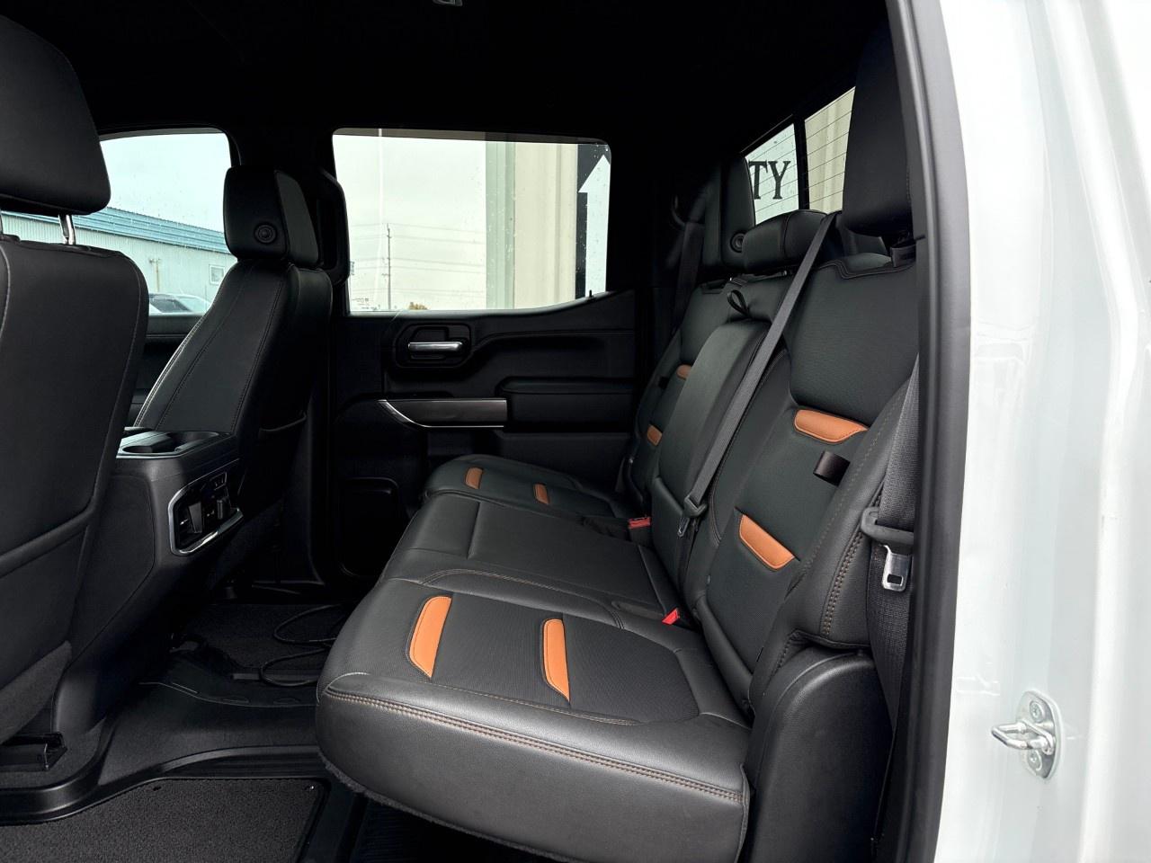2021 GMC Sierra 1500 Crew Cab Standard Box 4-Wheel Drive AT4 Photo