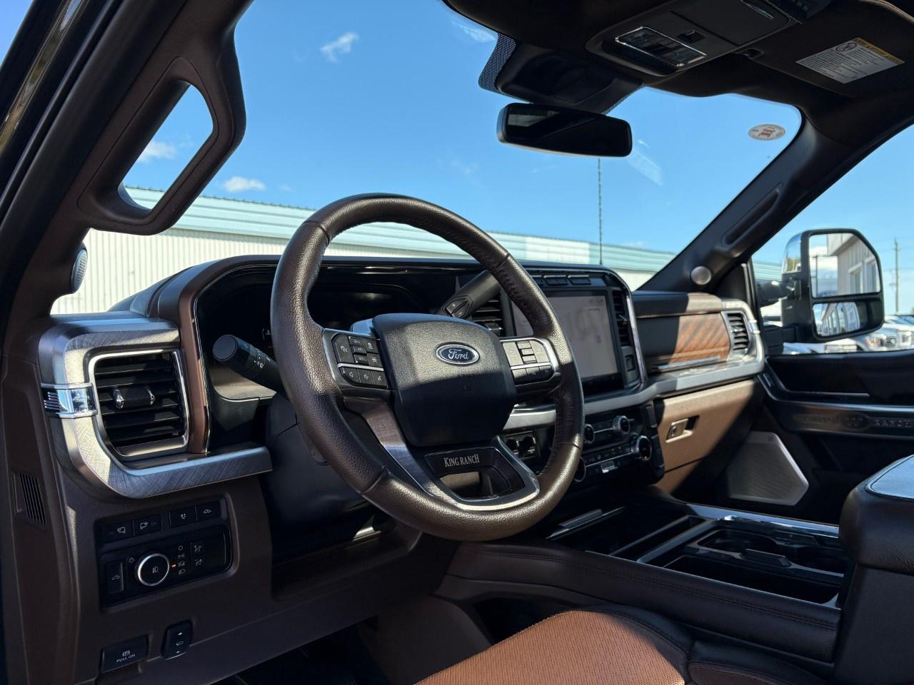 2024 Ford F-250 Super Duty SRW KING RANCH 4WD CREW CAB 6.75' BOX Photo