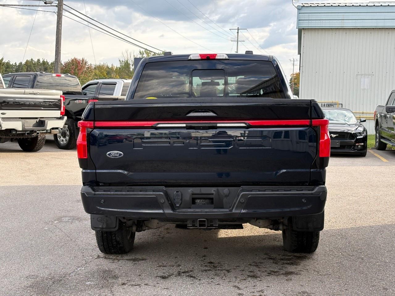 2022 Ford F-150 Lightning Lariat 4WD SuperCrew 5.5' Box Photo