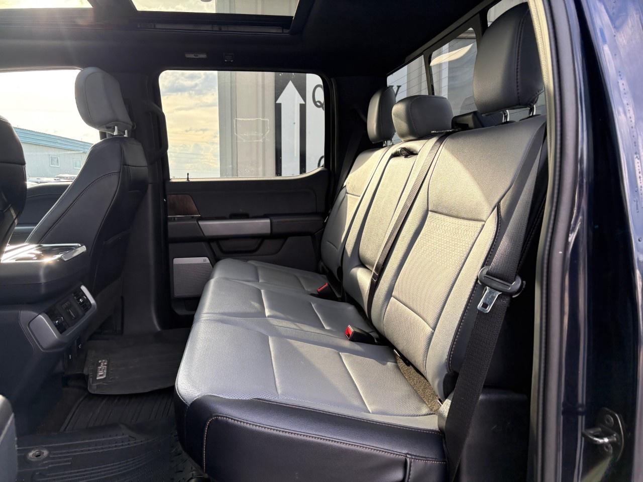 2022 Ford F-150 Lightning Lariat 4WD SuperCrew 5.5' Box Photo