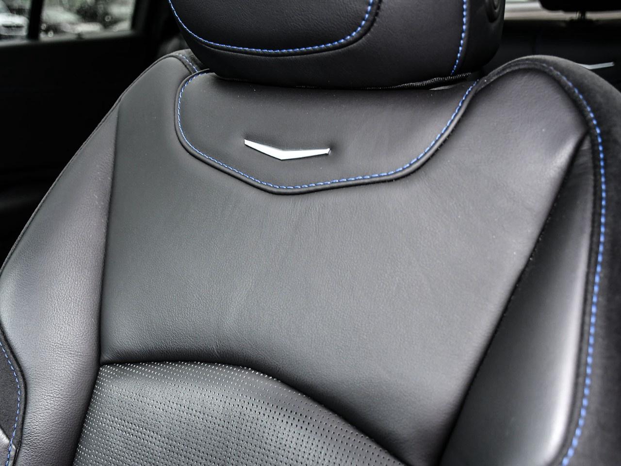 2024 Cadillac XT4 AWD 4dr Sport Photo