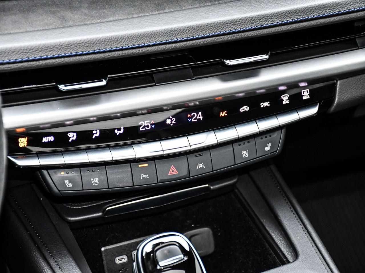 2024 Cadillac XT4 AWD 4dr Sport Photo