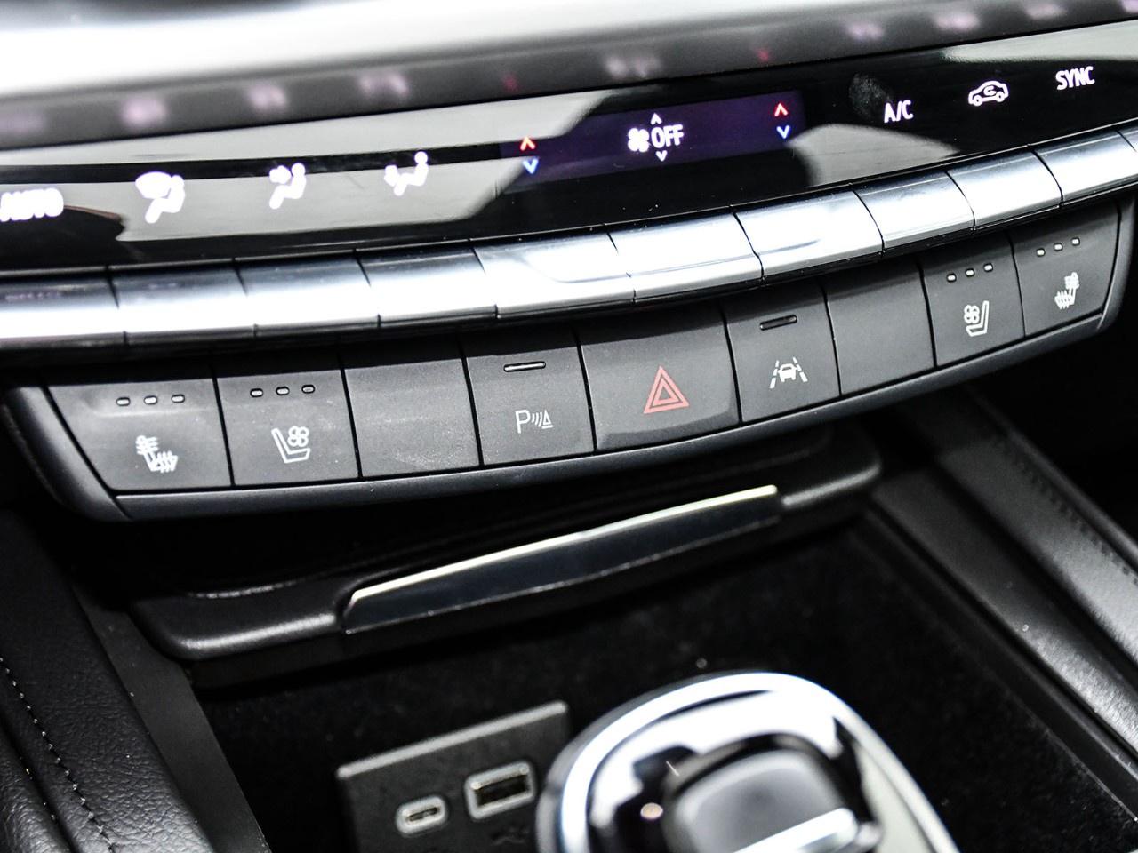 2024 Cadillac XT4 AWD 4dr Sport Photo