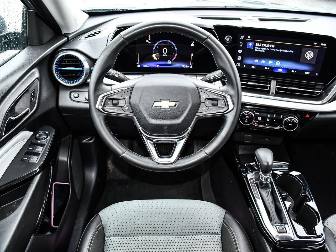 2025 Chevrolet Trax Fwd 4dr Lt Photo