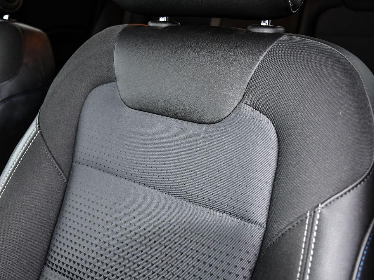 2025 Chevrolet Trax Fwd 4dr Lt Photo