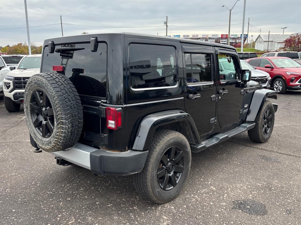 2015 Jeep Wrangler Unlimited Sahara Photo