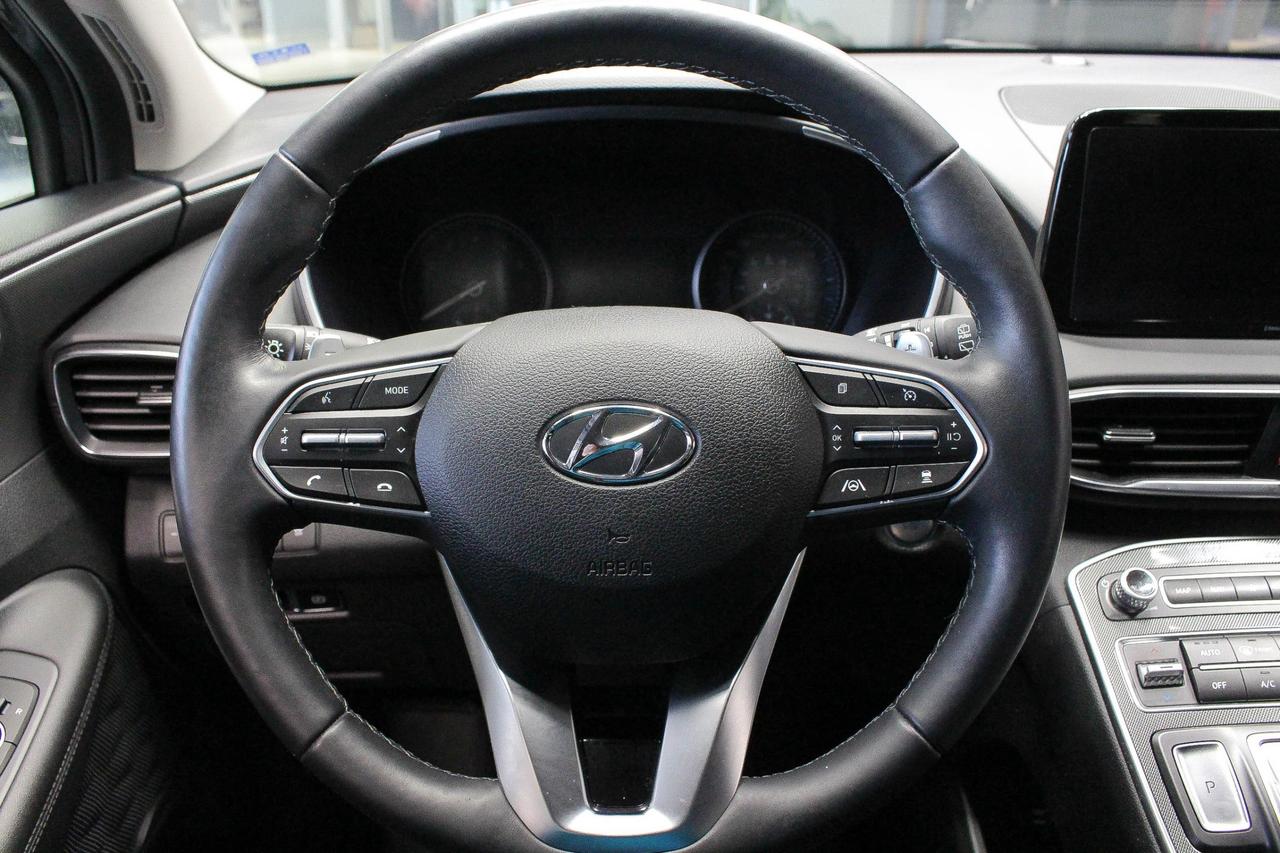 2023 Hyundai Santa Fe Preferred CLOTH UPHOLSTERY - APPLE CARPLAY AND ANDROID AUTO - NAVIGATION Photo