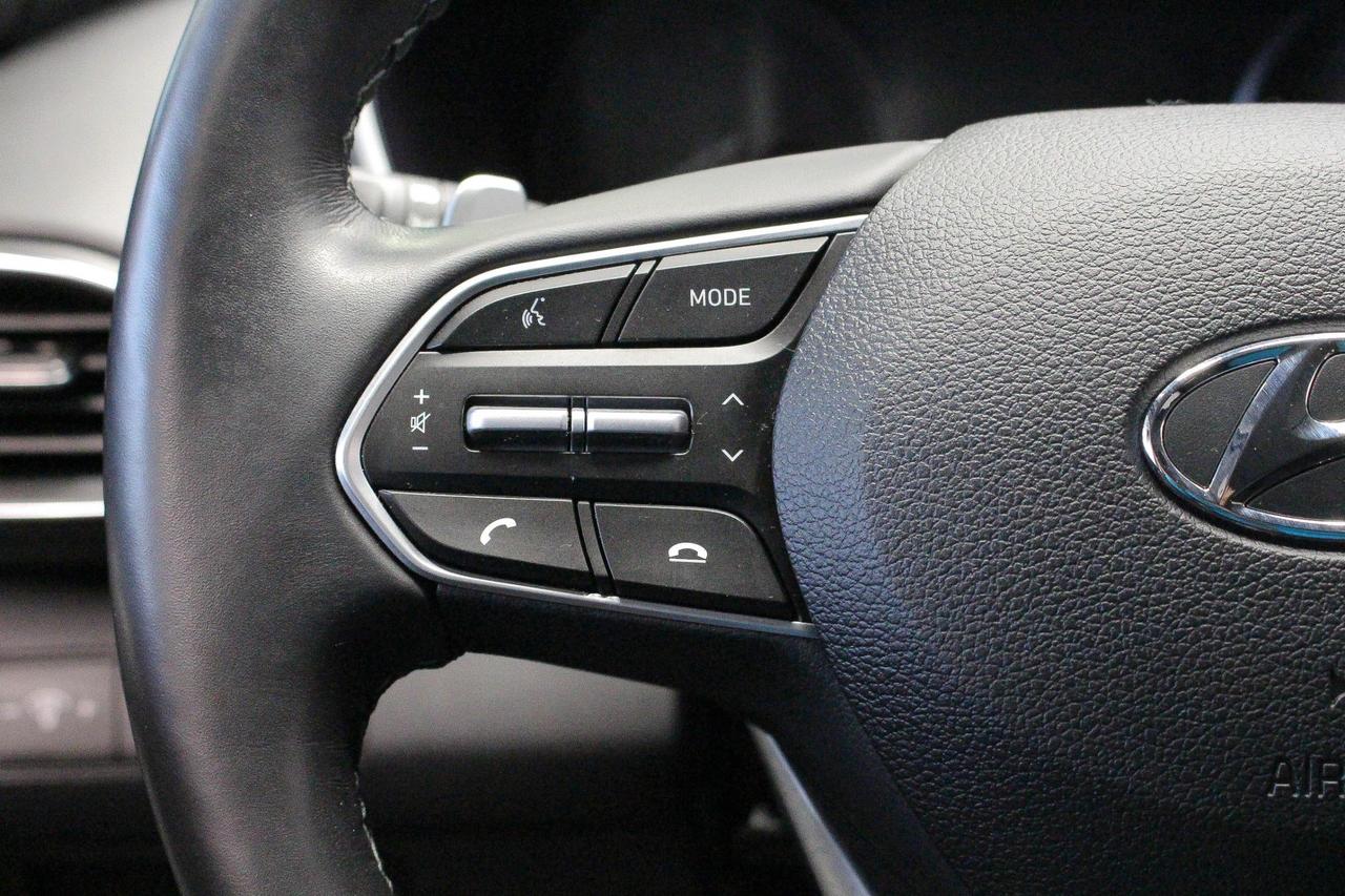 2023 Hyundai Santa Fe Preferred CLOTH UPHOLSTERY - APPLE CARPLAY AND ANDROID AUTO - NAVIGATION Photo