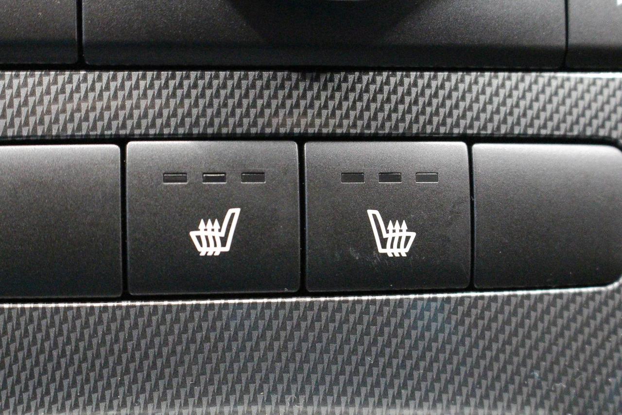 2023 Hyundai Santa Fe Preferred CLOTH UPHOLSTERY - APPLE CARPLAY AND ANDROID AUTO - NAVIGATION Photo