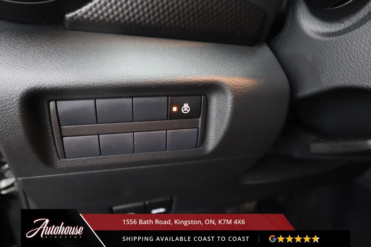 2025 Nissan Kicks Play SV REARVIEW CAMERA - BLIND SPOT WARNING Photo