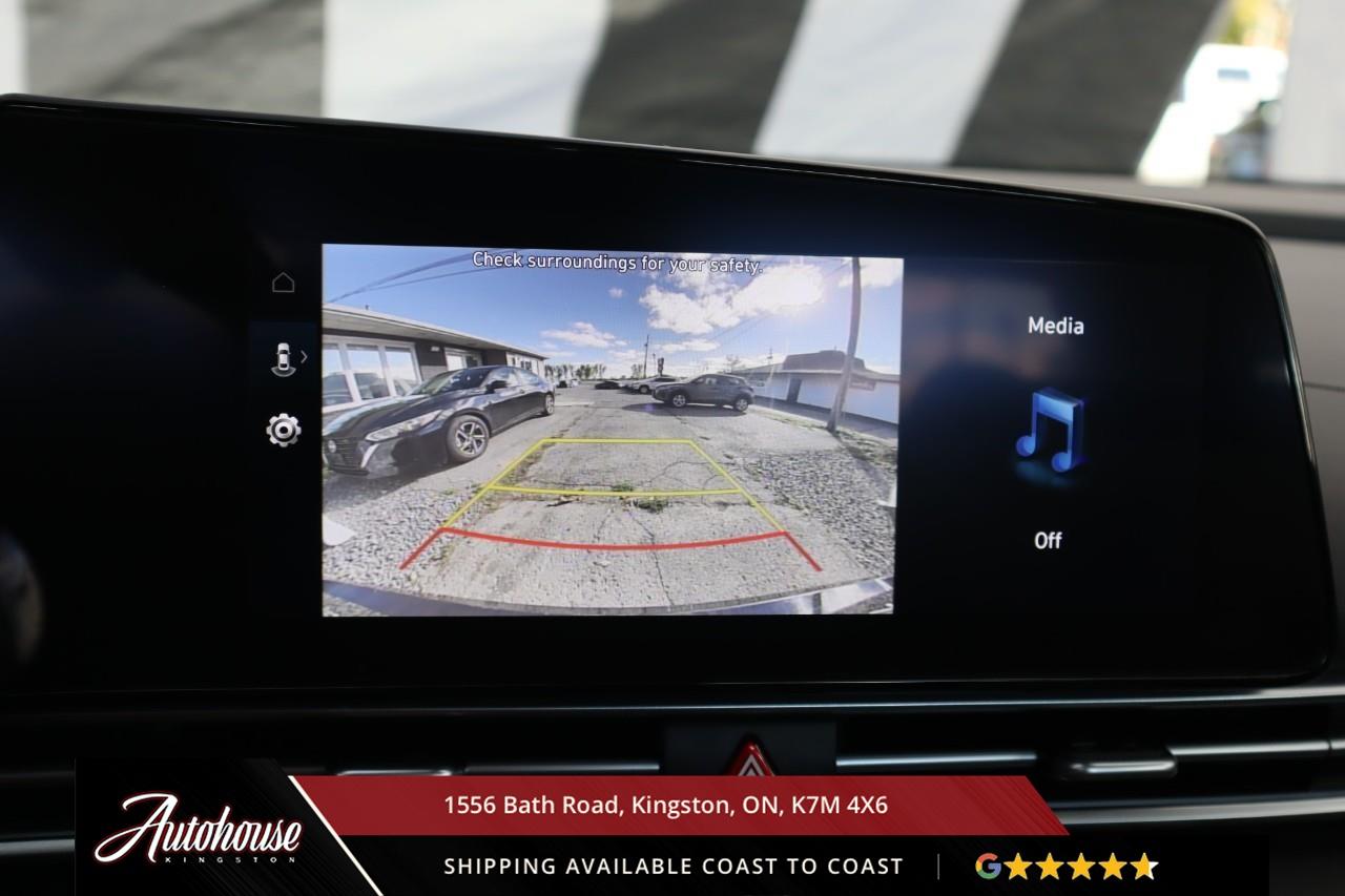 2025 Hyundai Elantra Preferred w/Tech Package SUNROOF - NAVIGATION Photo