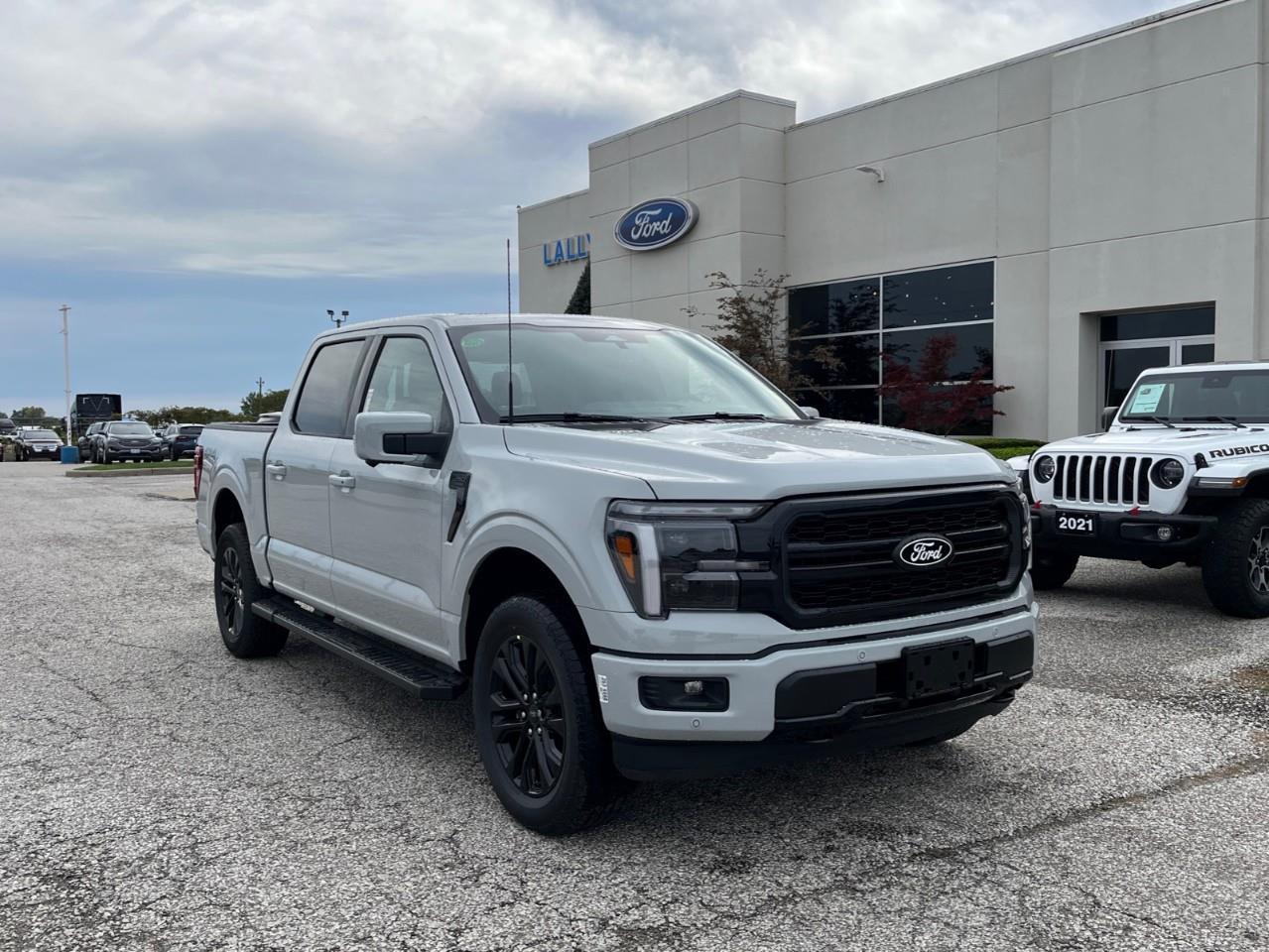 2026 Ford F-150 Lariat Photo5