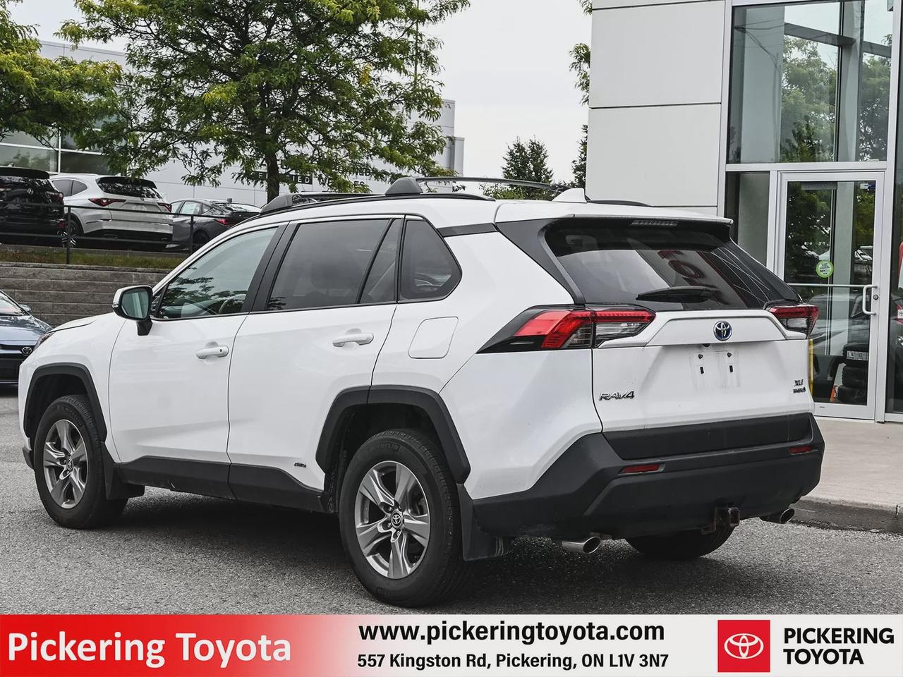 2024 Toyota RAV4 Hybrid XLE Photo