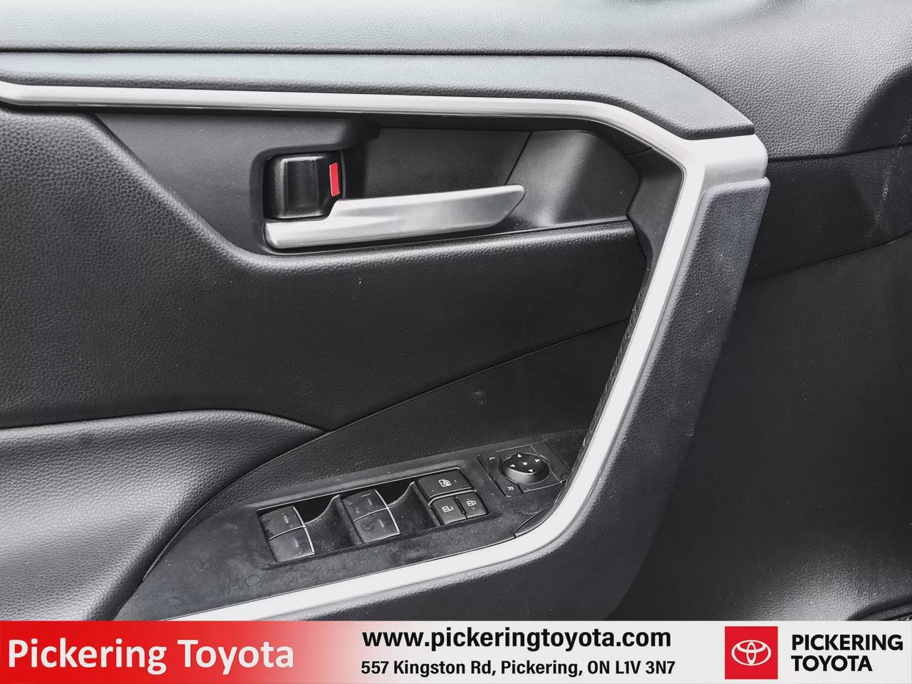 2024 Toyota RAV4 Hybrid XLE Photo