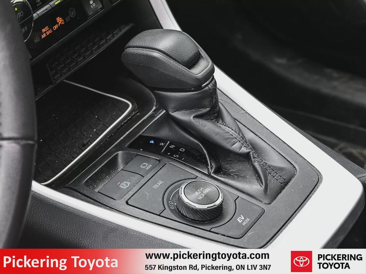 2024 Toyota RAV4 Hybrid XLE Photo