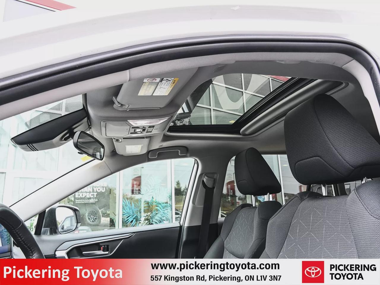 2024 Toyota RAV4 Hybrid XLE Photo