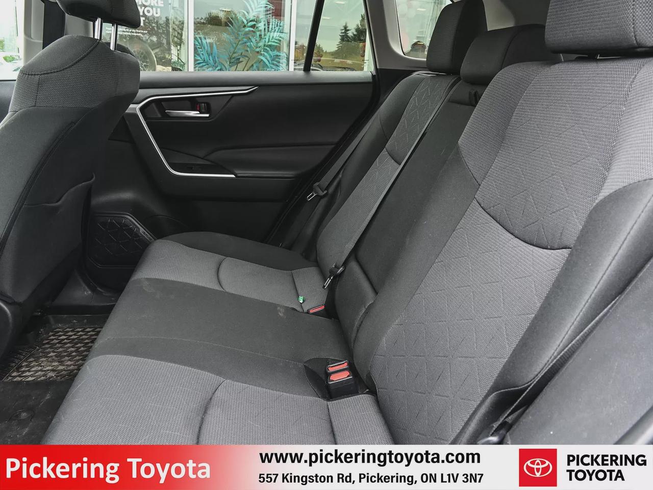 2024 Toyota RAV4 Hybrid XLE Photo