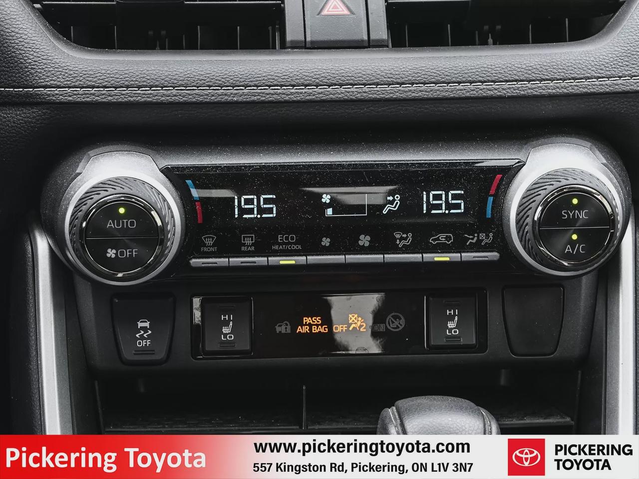 2024 Toyota RAV4 Hybrid XLE Photo