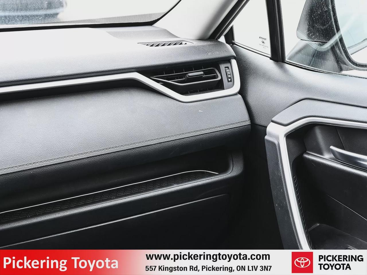 2024 Toyota RAV4 Hybrid XLE Photo