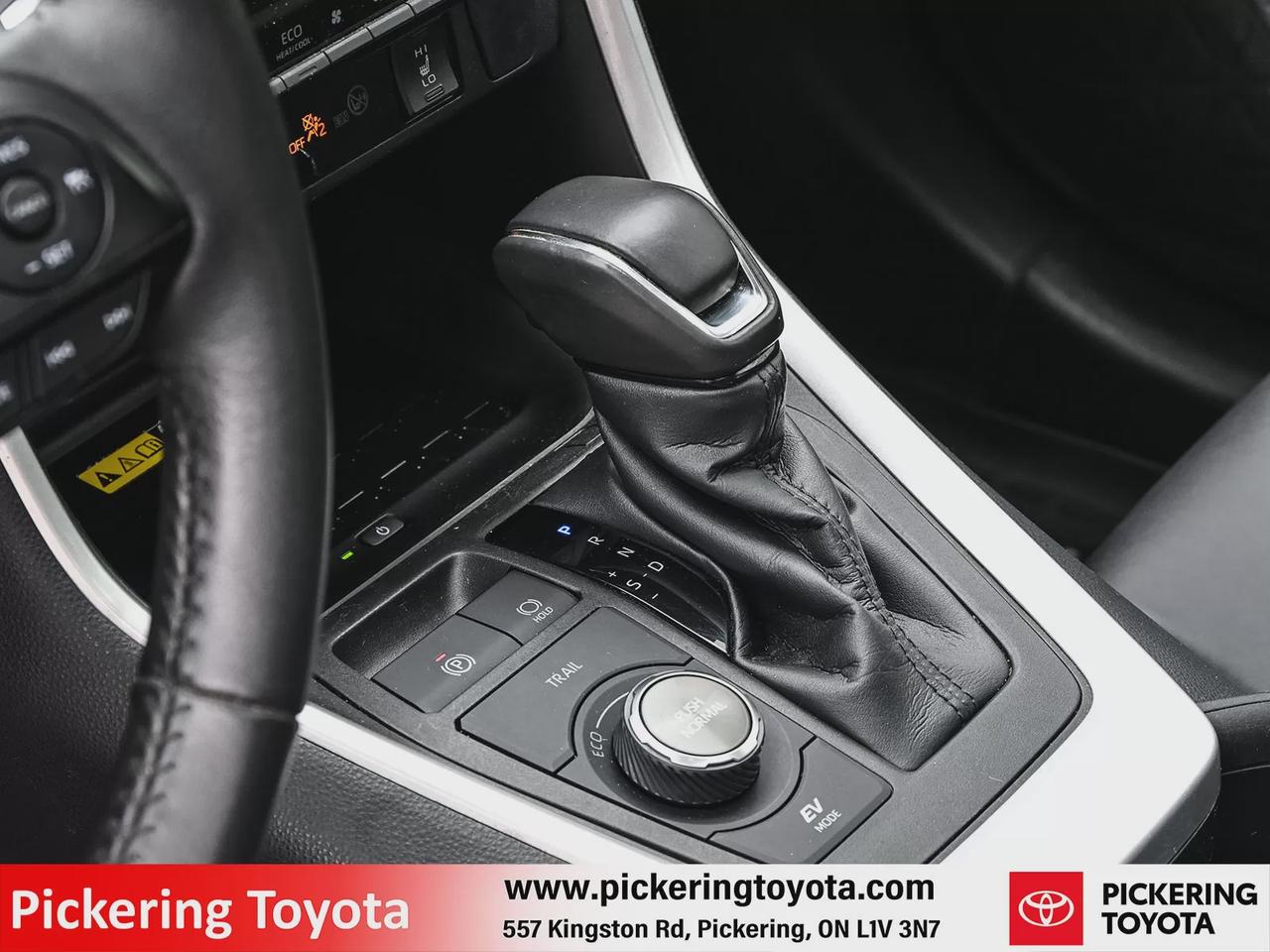 2022 Toyota RAV4 Hybrid XSE Photo
