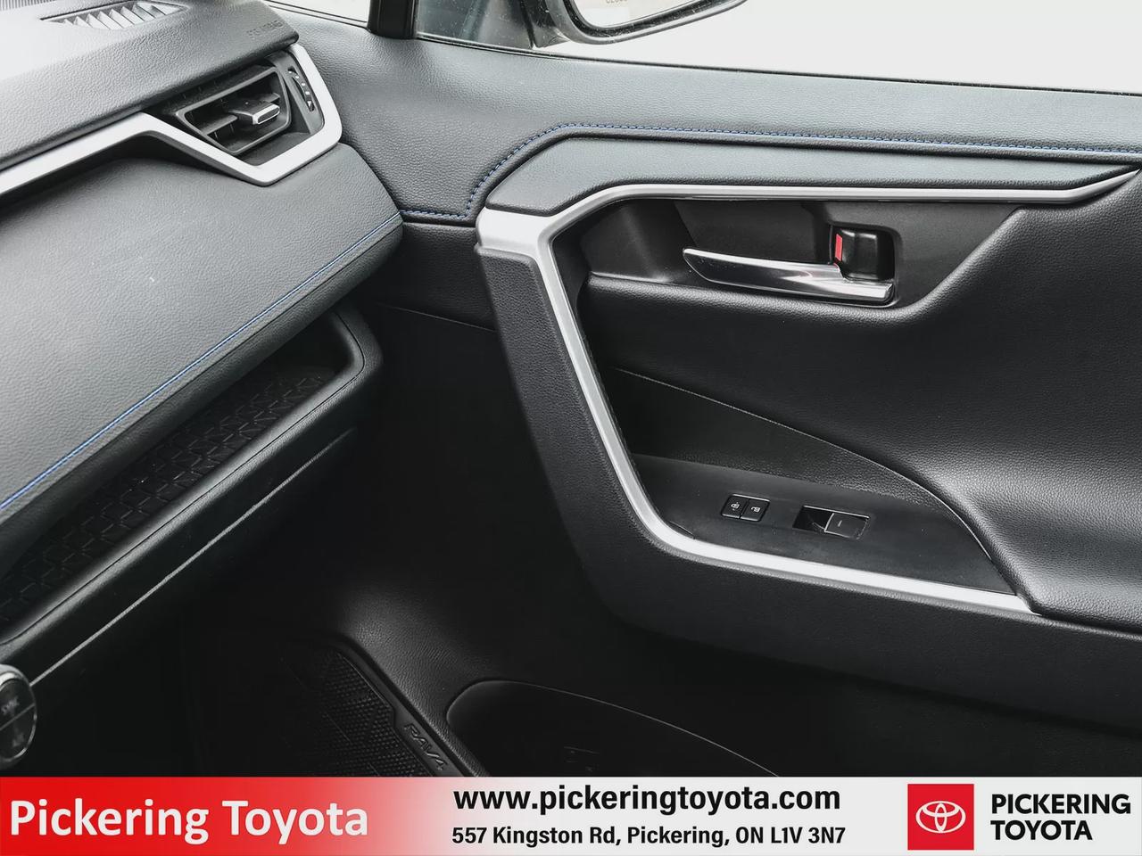 2022 Toyota RAV4 Hybrid XSE Photo
