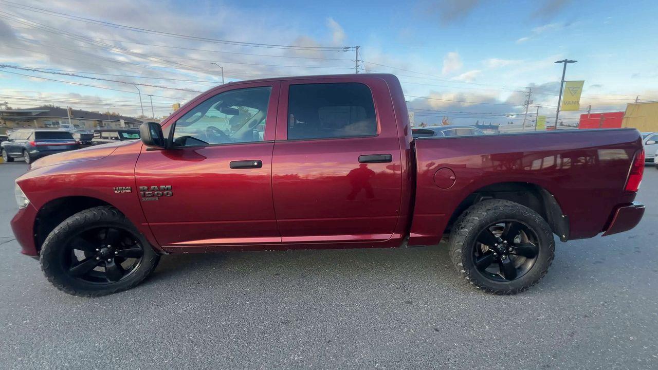 2019 RAM 1500 Classic ST 4x4, 6 PASSENGER, HEATED SEATS, REVERSE CAM, CRUISE CONTROL, BLUETOOTH!! Photo4