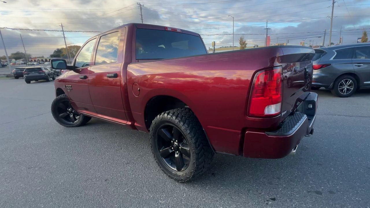 2019 RAM 1500 Classic ST 4x4, 6 PASSENGER, HEATED SEATS, REVERSE CAM, CRUISE CONTROL, BLUETOOTH!! Photo