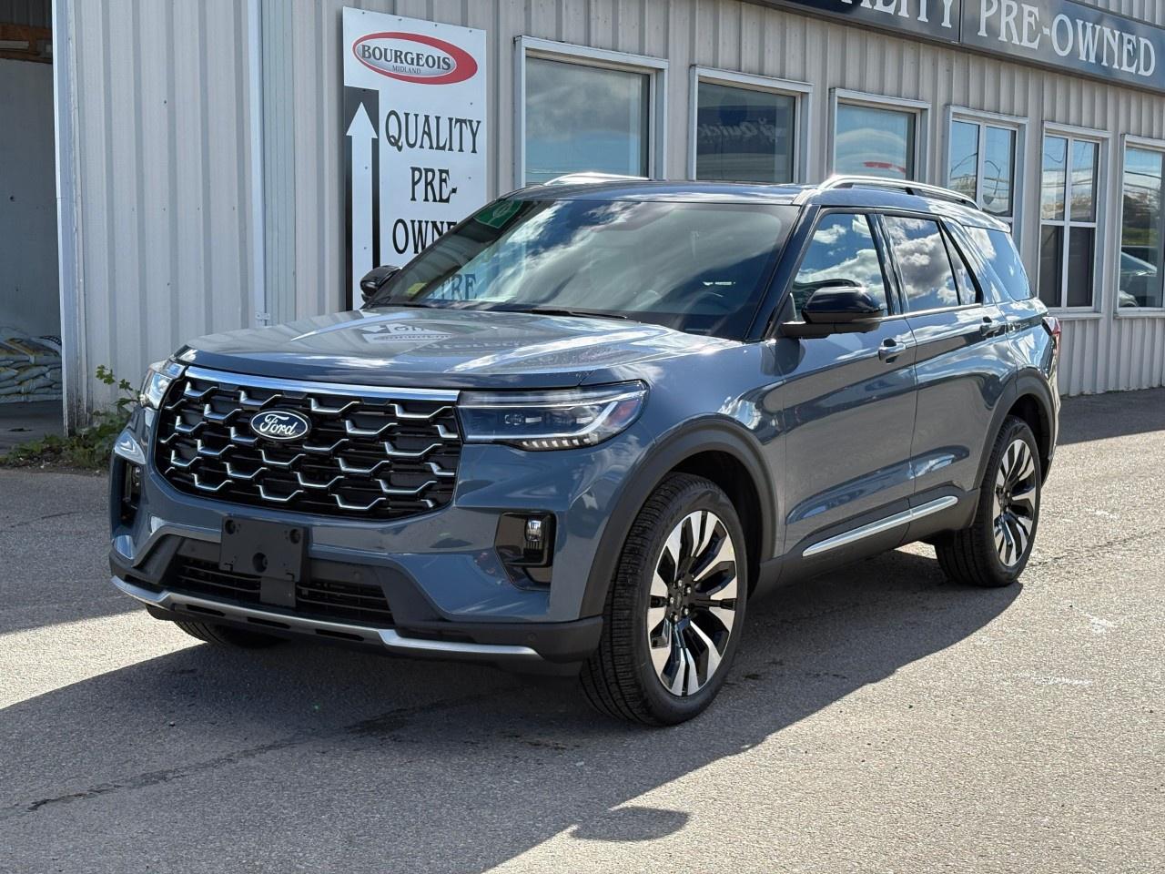 2027 Ford Explorer Platinum 4WD Photo