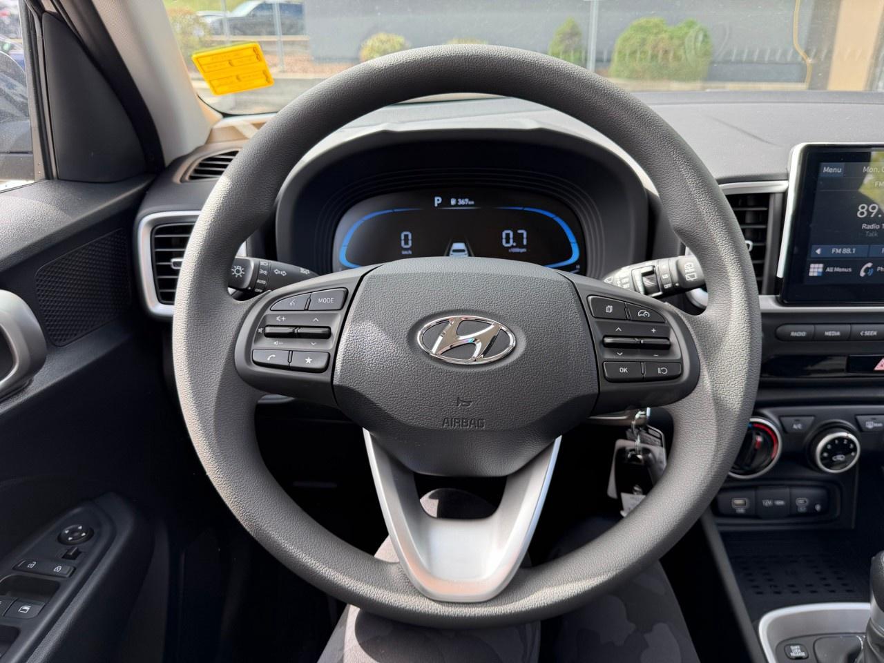 2026 Hyundai Venue Essential IVT Photo