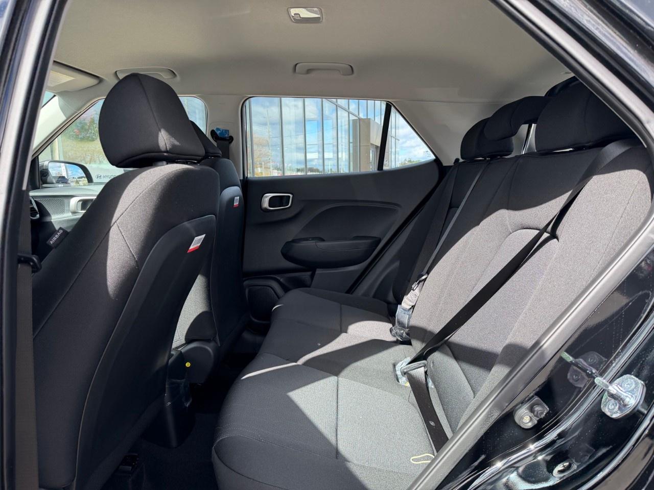 2026 Hyundai Venue Essential IVT Photo