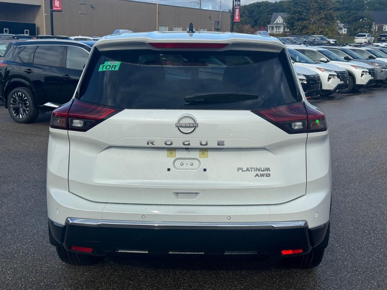 2026 Nissan Rogue AWD Platinum Photo