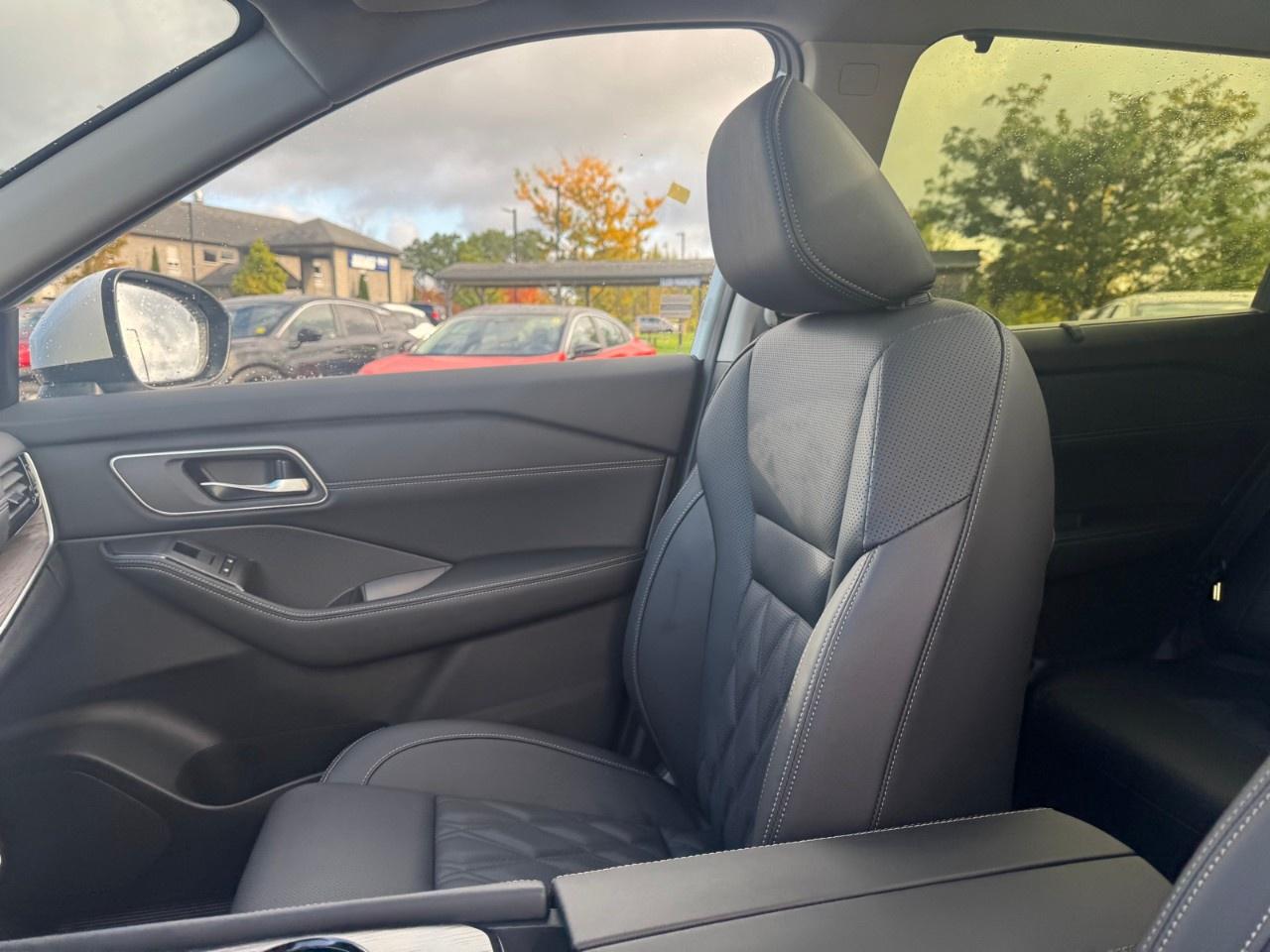 2026 Nissan Rogue AWD Platinum Photo