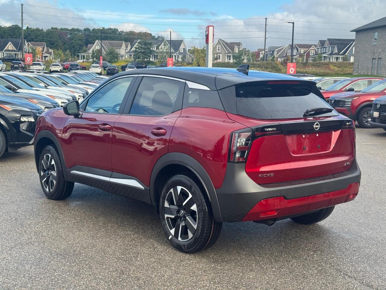 2027 Nissan Kicks SV AWD Photo