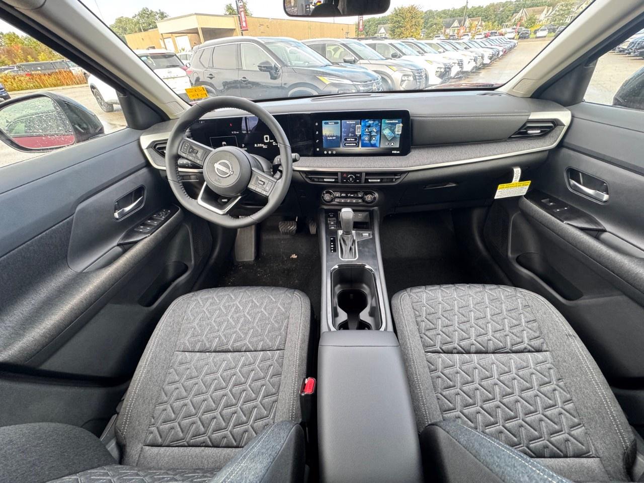 2027 Nissan Kicks SV AWD Photo