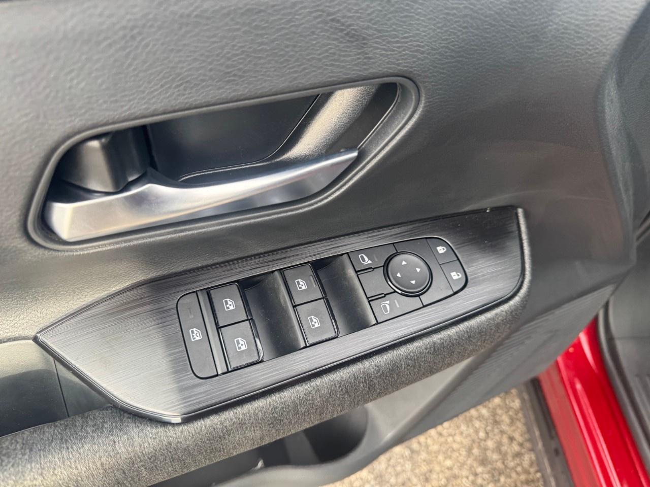 2027 Nissan Kicks SV AWD Photo
