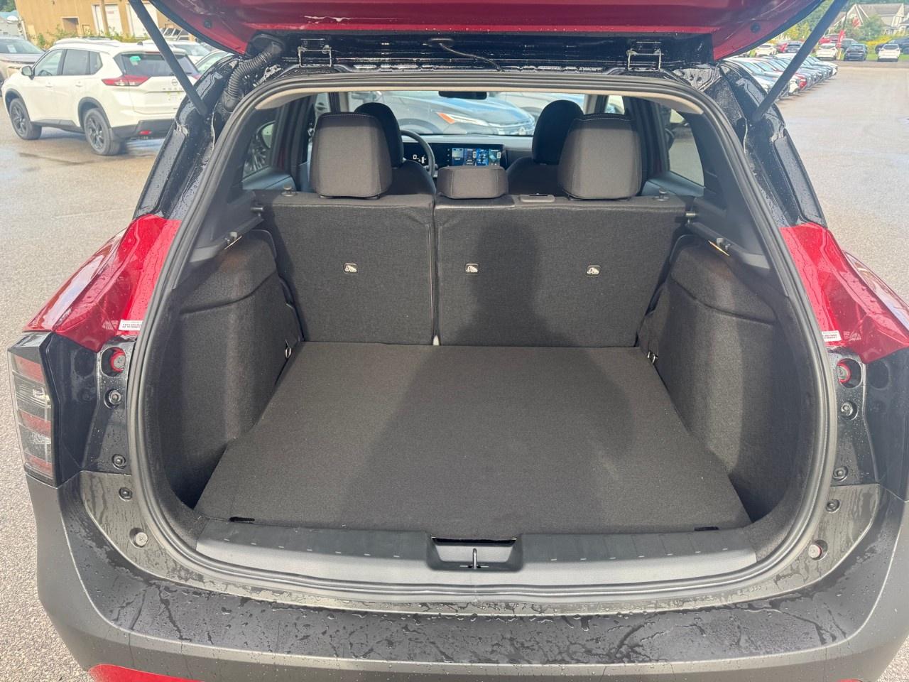 2027 Nissan Kicks SV AWD Photo