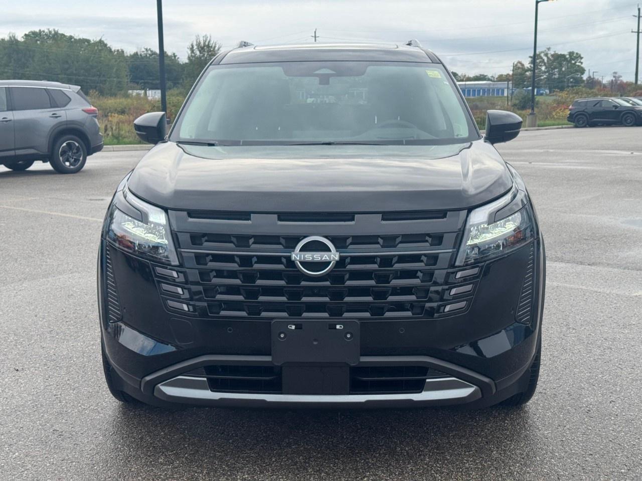 2026 Nissan Pathfinder Platinum 4WD Photo