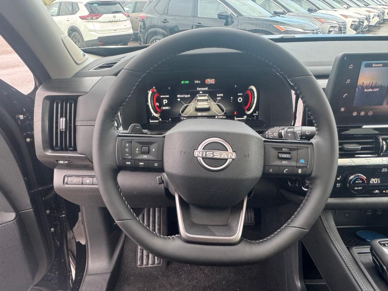 2026 Nissan Pathfinder Platinum 4WD Photo