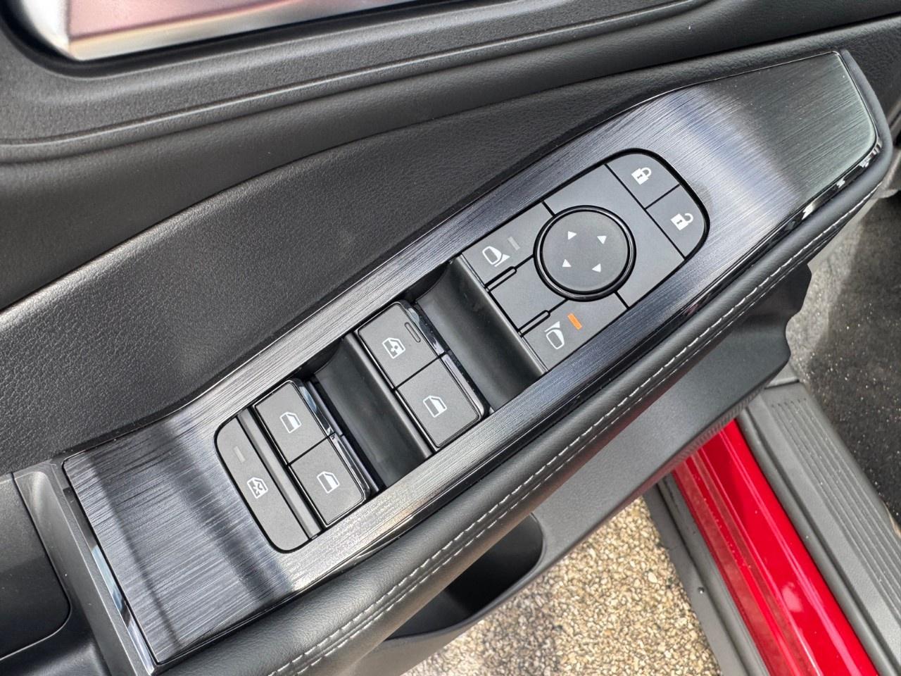 2026 Nissan Rogue AWD SV Moonroof Photo