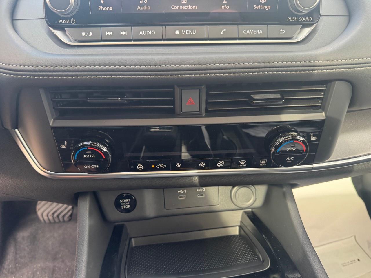 2026 Nissan Rogue AWD SV Moonroof Photo