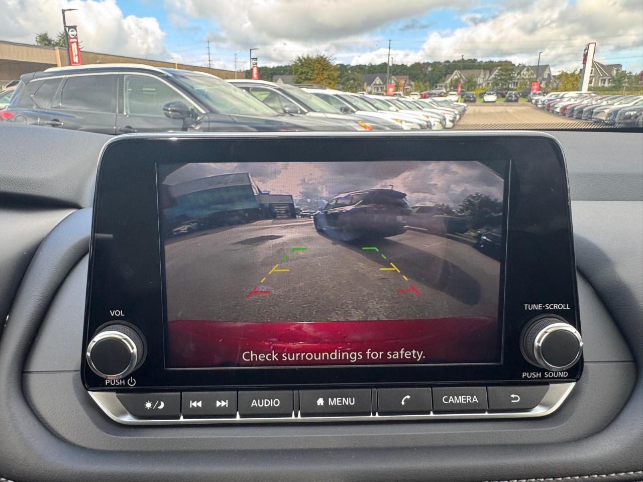 2026 Nissan Rogue AWD SV Moonroof Photo