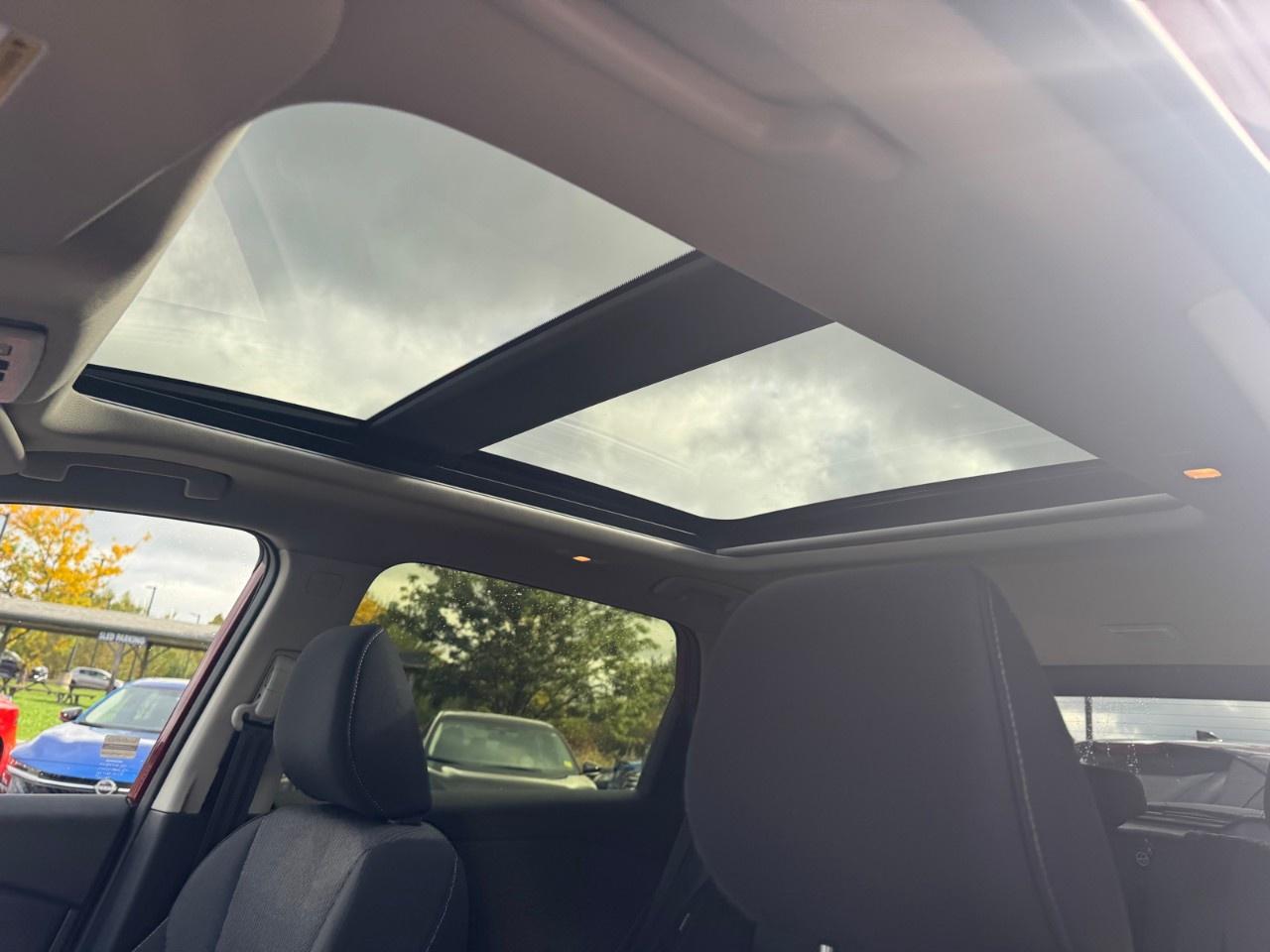 2026 Nissan Rogue AWD SV Moonroof Photo