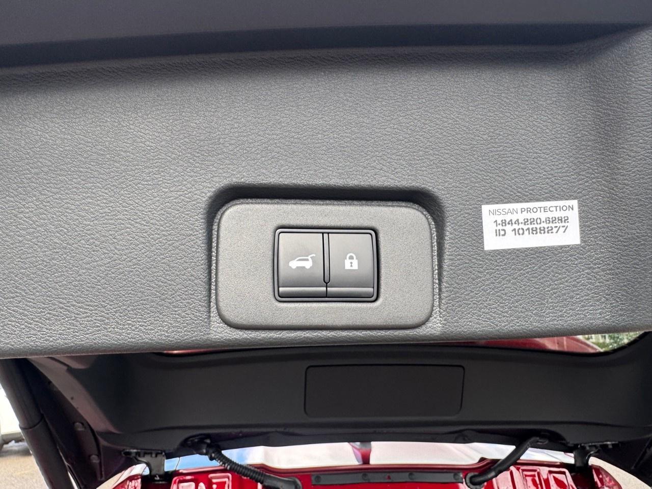 2026 Nissan Rogue AWD SV Moonroof Photo