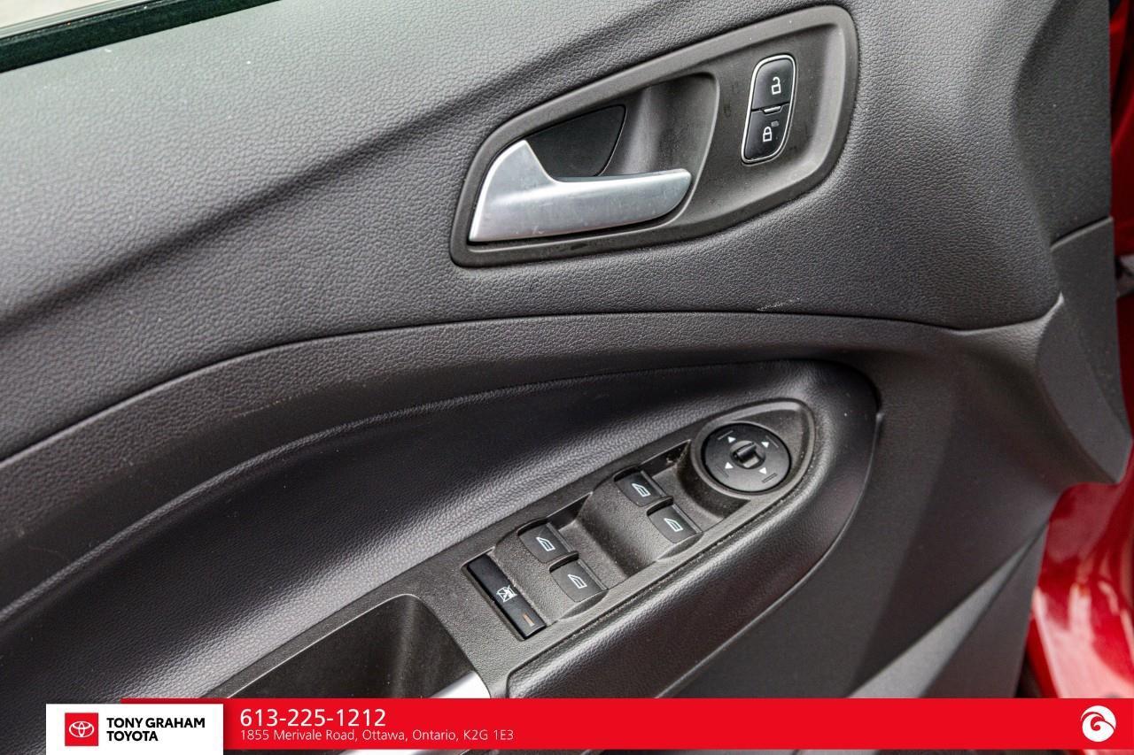 2018 Ford Escape SE Photo