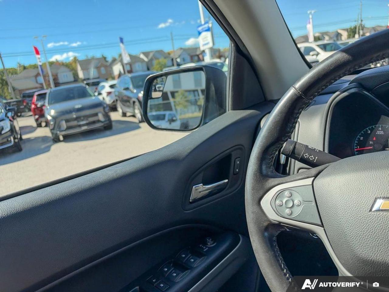 2022 Chevrolet Colorado LT 3.6L V6 W/ TRAILER PKG |  CHROME ASSIST STEPS | SO Photo