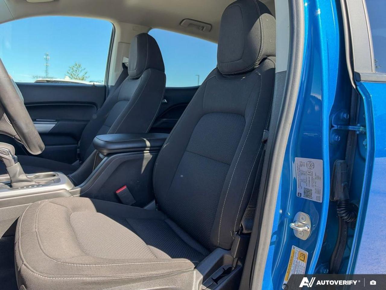 2022 Chevrolet Colorado LT 3.6L V6 W/ TRAILER PKG |  CHROME ASSIST STEPS | SO Photo