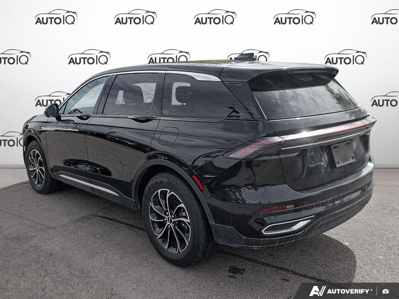 2025 Lincoln Nautilus Premiere | TRAILER TOW | ONE OWNER | APPLE CARPLAY Photo4