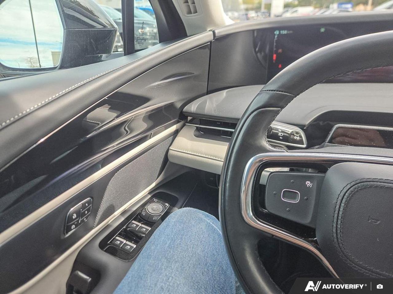 2025 Lincoln Nautilus Premiere | TRAILER TOW | ONE OWNER | APPLE CARPLAY Photo
