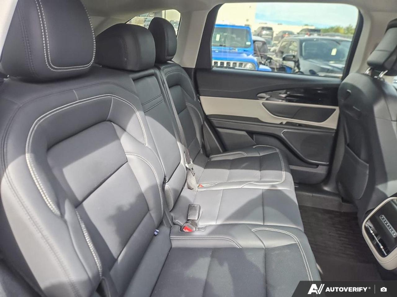 2025 Lincoln Nautilus Premiere | TRAILER TOW | ONE OWNER | APPLE CARPLAY Photo